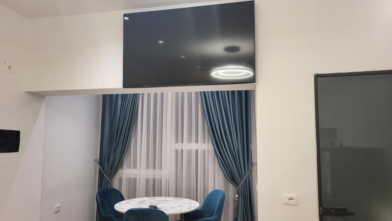 Karanxha'S Room Tirana Exterior photo