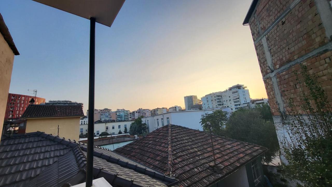 Karanxha'S Room Tirana Exterior photo