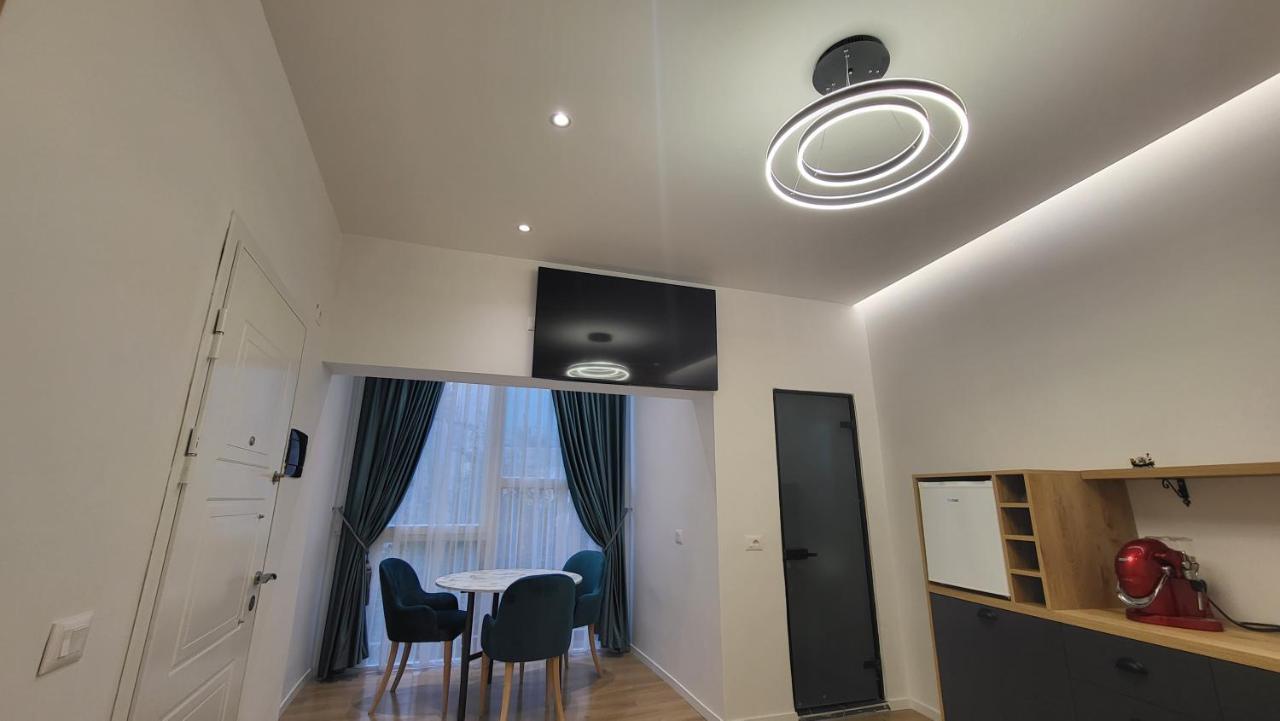 Karanxha'S Room Tirana Exterior photo